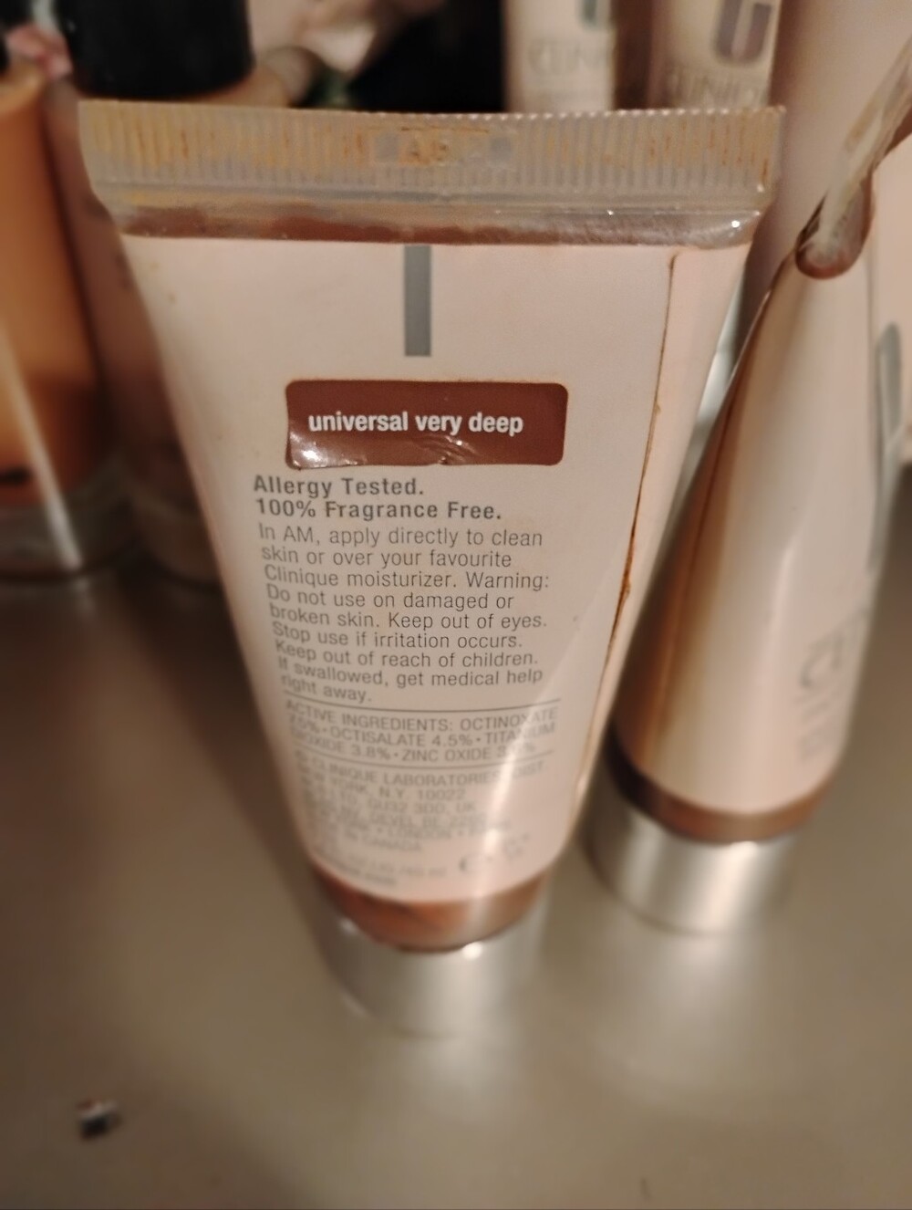 MAC Cosmetics Foundation & Tinted Primer Bundle in Beige-Tan - Picture 11 of 12